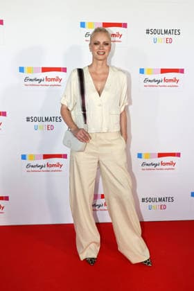 Franziska Knuppe bei der Ernstings Family Fashion Show am 16.06.2026 im Empire Riverside Hotel in Hamburg Franziska Knuppe attends the Ernstings Family Fashion Show at Empire Riverside Hotel on June 16, 2026 in Hamburg, Germany Ernstings Family Fashion Show 2026 in Hamburg *** Franziska Knuppe at the Ernstings Family Fashion Show on June 16, 2026, at the Empire Riverside Hotel in Hamburg Franziska Knuppe attends the Ernstings Family Fashion Show at the Empire Riverside Hotel on June 16, 2026, in Hamburg, Germany Ernstings Family Fashion Show 2026 in Hamburg,detected_source_language 