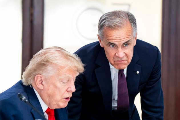 June 16, 2026, Evian-Les-Bains, France: Le pro sident amo ricain Donald Trump et le premier ministre canadien Mark Carney s expriment lors du do jeuner de travail du G7, dans le cadre du sommet du G7 o o°vian-les-Bains, en France, le mardi 16 juin 2026. LA PRESSE CANADIENNE Evian-Les-Bains France  - ZUMAc35_ 20260616_zaf_c35_139 Copyright: xChristopherxKatsarovx