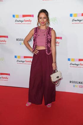 Svenja Theissen bei der ERNSTING™S FAMILY FASHION SHOW HERBST WINTER 2026 im Empire Riverside Hotel in Hamburg am 16.06.2026 *** Svenja Theissen at the ERNSTING™S FAMILY FASHION SHOW FALL WINTER 2026 at the Empire Riverside Hotel in Hamburg on June 16, 2026 ,detected_source_language