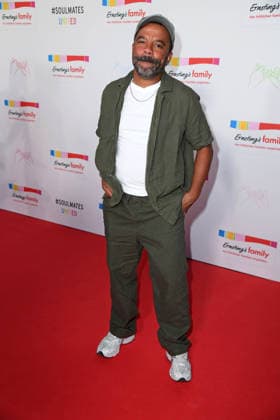 Simon Pearce bei der ERNSTING™S FAMILY FASHION SHOW HERBST WINTER 2026 im Empire Riverside Hotel in Hamburg am 16.06.2026 *** Simon Pearce at the ERNSTING™S FAMILY FASHION SHOW FALL WINTER 2026 at the Empire Riverside Hotel in Hamburg on June 16, 2026 ,detected_source_language