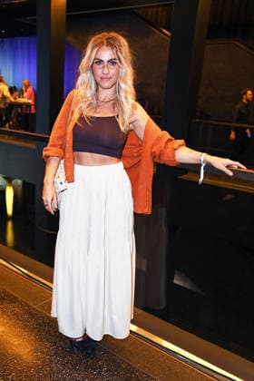 Sarah Mangione bei der ERNSTING™S FAMILY FASHION SHOW HERBST WINTER 2026 im Empire Riverside Hotel in Hamburg am 16.06.2026 *** Sarah Mangione at the ERNSTING™S FAMILY FASHION SHOW FALL WINTER 2026 at the Empire Riverside Hotel in Hamburg on June 16, 2026 ,detected_source_language