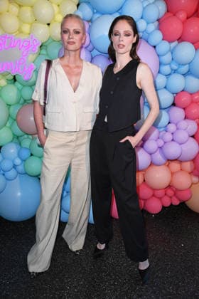 Franziska Knuppe, Coco Rocha bei der ERNSTING™S FAMILY FASHION SHOW HERBST WINTER 2026 im Empire Riverside Hotel in Hamburg am 16.06.2026 *** Franziska Knuppe and Coco Rocha at the ERNSTING™S FAMILY FASHION SHOW FALL WINTER 2026 at the Empire Riverside Hotel in Hamburg on June 16, 2026 ,detected_source_language