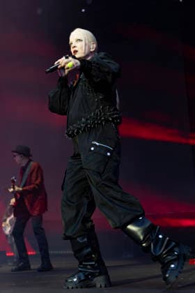 Garbage live at Piece Hall in Halifax, UK, 16 June 2026 Garbage performing live at Piece Hall in Halifax, UK on 16 June 2026. The American band consist of Scottish Shirley Manson in vocals, and American musicians Duke Erikson, Steve Marker and Butch Vig., Credit:Mike Gray MIKE GRAY - B4227 Avalon Halifax, United Kingdom  Copyright: xMikexGrayx xMIKExGRAYx-xB4227x xAvalonx 1110630289