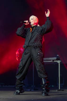 Garbage live at Piece Hall in Halifax, UK, 16 June 2026 Garbage performing live at Piece Hall in Halifax, UK on 16 June 2026. The American band consist of Scottish Shirley Manson in vocals, and American musicians Duke Erikson, Steve Marker and Butch Vig., Credit:Mike Gray MIKE GRAY - B4227 Avalon Halifax, United Kingdom  Copyright: xMikexGrayx xMIKExGRAYx-xB4227x xAvalonx 1110630851