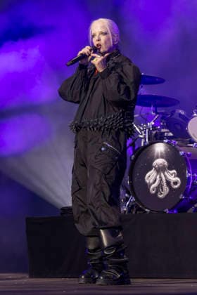 Garbage live at Piece Hall in Halifax, UK, 16 June 2026 Garbage performing live at Piece Hall in Halifax, UK on 16 June 2026. The American band consist of Scottish Shirley Manson in vocals, and American musicians Duke Erikson, Steve Marker and Butch Vig., Credit:Mike Gray MIKE GRAY - B4227 Avalon Halifax, United Kingdom  Copyright: xMikexGrayx xMIKExGRAYx-xB4227x xAvalonx 1110630927