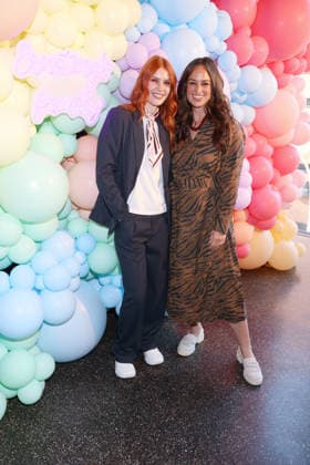 Ernsting s family Fashion Show Sandra Hunke, Saskia Grimm, Ernsting s family Fashion Show HW 2026, Empire Riverside Hotel, Hamburg, 16.06.2026 *** Ernstings Family Fashion Show Copyright: xEventpressxBecherx