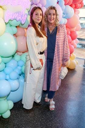 ABB ERNSTINGS- Arzu Bazman, Alexa Maria Surholt zu Gast bei der Ernsting s family Fashion Show HW 2026 im Empire Riverside Hotel in Hamburg 16.06.2026 Hamburg Deutschland *** ABB ERNSTINGS Arzu Bazman and Alexa Maria Surholt attended the Ernstings family Fall Winter 2026 Fashion Show at the Empire Riverside Hotel in Hamburg on June 16, 2026, Hamburg, Germany,detected_source_language