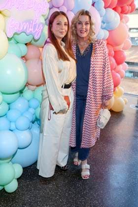 ABB ERNSTINGS- Arzu Bazman, Alexa Maria Surholt zu Gast bei der Ernsting s family Fashion Show HW 2026 im Empire Riverside Hotel in Hamburg 16.06.2026 Hamburg Deutschland *** ABB ERNSTINGS Arzu Bazman and Alexa Maria Surholt attended the Ernstings family Fall Winter 2026 Fashion Show at the Empire Riverside Hotel in Hamburg on June 16, 2026, Hamburg, Germany,detected_source_language