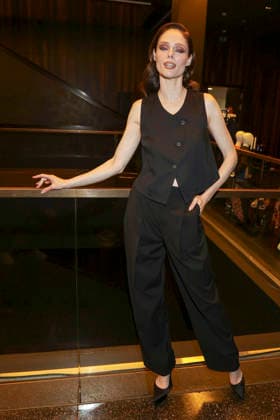 ABB ERNSTINGS- Mikhaila Coco Rocha Kanadisches Model zu Gast bei der Ernsting s family Fashion Show HW 2026 im Empire Riverside Hotel in Hamburg 16.06.2026 Hamburg Deutschland *** ABB ERNSTINGS Mikhaila Coco Rocha, Canadian model, guest at the Ernstings family Fall Winter 2026 Fashion Show at the Empire Riverside Hotel in Hamburg on June 16, 2026, Hamburg, Germany,detected_source_language