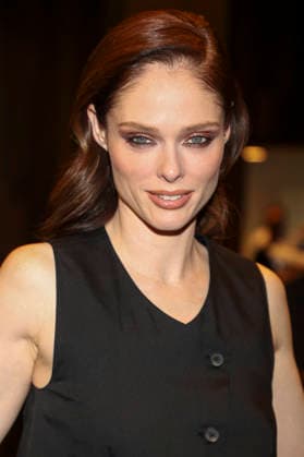 ABB ERNSTINGS- Mikhaila Coco Rocha Kanadisches Model zu Gast bei der Ernsting s family Fashion Show HW 2026 im Empire Riverside Hotel in Hamburg 16.06.2026 Hamburg Deutschland *** ABB ERNSTINGS Mikhaila Coco Rocha, Canadian model, guest at the Ernstings family Fall Winter 2026 Fashion Show at the Empire Riverside Hotel in Hamburg on June 16, 2026, Hamburg, Germany,detected_source_language