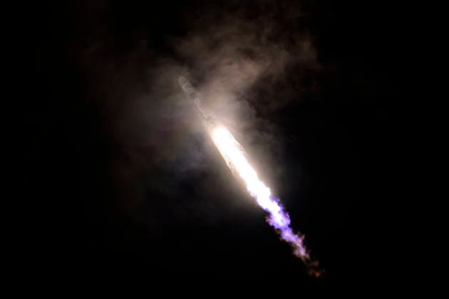 June 17, 2026, Cape Canaveral, Florida, USA: SpaceX Falcon 9 rocket carrying AST SpaceMobileÃ¢â‚¬â ¢s BlueBird 7 satellite, lifts off from Space Launch Complex-40 at Cape Canaveral Space Force Station, Florida, at 2:39 a.m. EDT on June 17, 2026. Cape Canaveral USA  - ZUMAb268 20260617_znp_b268_008 Copyright: xJenniferxBriggsx