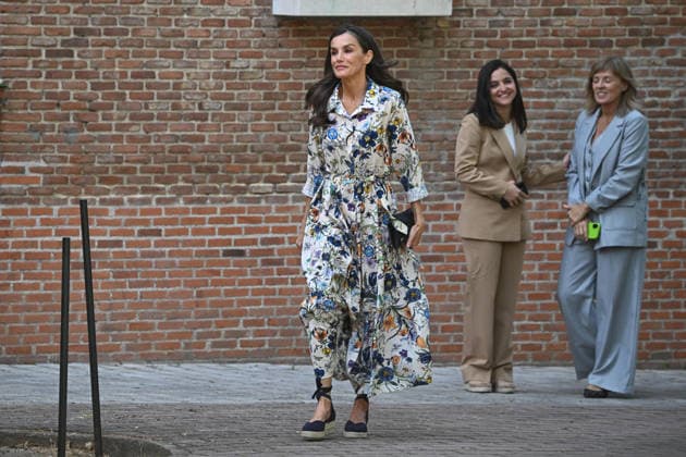 Queen Letizia Chairs the Meeting of the Board of Trustees of the Residencia de Estudiantes Queen Letizia chairs the meeting of the Board of Trustees of the Residencia de Estudiantes on June 17, 2026, in Madrid, Spain QUEEN LETIZIA STUDENT RESIDENCE JUNE 17, 2026 José Madrid Madrid, Spain,detected_source_language  Copyright: xJosÃ xOlivax 7602896