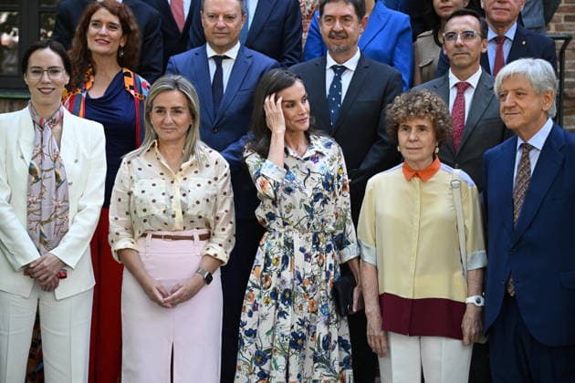Queen Letizia chairs the meeting of the Board of Trustees of the Residencia de Estudiantes. The Minister of Science, Innovation, and Universities, Diana Morant, and Queen Letizia pose before the meeting of the Board of Trustees of the Residencia de Estudiantes on June 17, 2026, in Madrid, Spain QUEEN LETIZIA RESIDENCIA DE ESTUDIANTES JUNE 17, 2026 José Madrid Madrid, Spain,detected_source_language  Copyright: xJosÃ xOlivax 7602901