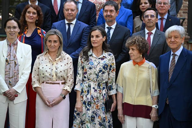 Queen Letizia chairs the meeting of the Board of Trustees of the Residencia de Estudiantes. The Minister of Science, Innovation, and Universities, Diana Morant, and Queen Letizia pose before the meeting of the Board of Trustees of the Residencia de Estudiantes on June 17, 2026, in Madrid, Spain QUEEN LETIZIA RESIDENCIA DE ESTUDIANTES JUNE 17, 2026 José Madrid Madrid, Spain,detected_source_language  Copyright: xJosÃ xOlivax 7602902