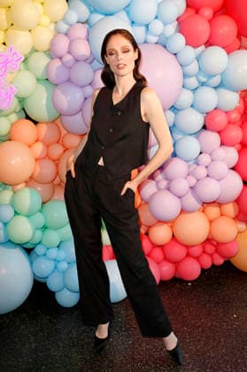 Coco Rocha bei der Ernsting s Family Fashion Show 2026 im Empire Riverside Hotel. Hamburg, 16.06.2026 *** Coco Rocha at the Ernstings Family Fashion Show 2026 at the Empire Riverside Hotel in Hamburg, June 16, 2026,detected_source_language Foto:xC.xTamckex xFuturexImagex ernstings_6771