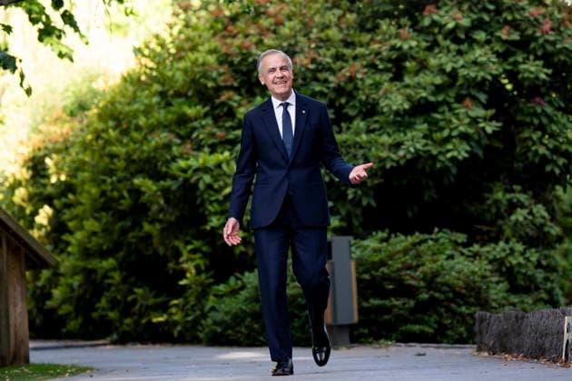 June 17, 2026, Evian-Les-Bains, France: Prime Minister Mark Carney arrives to speak to reporters during the G7 summit in Evian-les-Bains, France, on Wednesday, June 17, 2026. Evian-Les-Bains France  - ZUMAc35_ 20260617_zaf_c35_019 Copyright: xChristopherxKatsarovx