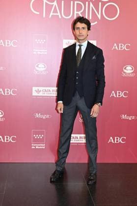 ABC Presents the 17th Bullfighting Award to the Lozano Brothers Andrés Roca Rey poses at the photocall during the presentation of ABCs 17th Bullfighting Award on June 17, 2026, in Madrid, Spain ABC BULLFIGHTING AWARD CELEBRITIES PHOTOCALL José Madrid Madrid Spain,detected_source_language  Copyright: xJosÃ xOlivax 7603428