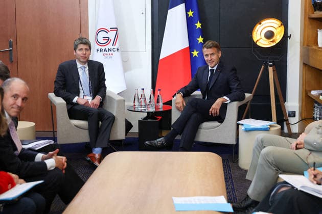 Sam Altman, CEO of OpenAI, and President Emmanuel Macron in an interview during the G7 summit in Evian on June 17, 2026. Dominique Jacovides, Bestimage. President Emmanuel Macron is interviewed during the G7 summit in Evian, France.,detected_source_language  Copyright: xDOMINIQUExJACOVIDESx xBESTIMAGExDOMINIQUExJACOVIDESx xBESTIMAGEx