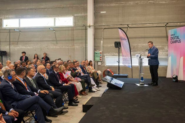 Page Inaugurates the New Airbus Digital Campus in Albacete The president of Castilla-La Mancha, Emiliano García Page, speaks during the inauguration of the new Airbus Digital Campus on June 17, 2026, in Albacete, Castilla-La Mancha, Spain. Airbus inaugurates its new Digital Campus, a center dedicated to training and the development of technological solutions for the aerospace sector. The facility strengthens the company’s industrial and innovation presence in Castilla-La Mancha. JUNE 17, 2026 Víctor Ferná Albacete, Castilla-La Mancha Albacete, Castilla-La Mancha, Spain,detected_source_language  Copyright: xVictorxFernandezx 7603769
