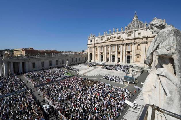 ITALY - POPE LEO XIV DURING THE WEEKLY GENERAL AUDIENCE AT ST PETER S SQUARE IN THE VATICAN- 2026 6 17 Italy, Rome, Vatican, 2026 6 17 Pope Leo XIV during the weekly general audience at St Peter s Square in the Vatican EDITORIAL USE ONLY - NO BOOKS Copyright: xVATICANxMEDIAx