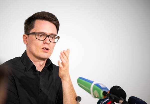 8. THÜRINGER LANDTAG - LPK ** NUR FÜR REDAKTIONELLE ZWECKE ** EDITORIAL USE ONLY **<p>17 06 2026-Erfurt: Thüringer Landtag Landespressekonferenz mit den Vorsitzenden der Landtagsfraktionen vor der nächsten Landtagssitzung im Foto: Christian Schaft (Linke) ( Deutschland Thueringen Erfurt Copyright: SaschaxFromm *** 8 THURINGIAN STATE PARLIAMENT LPK FOR EDITORIAL USE ONLY EDITORIAL USE ONLY June 17, 2026, Erfurt, Thuringian State Parliament Copyright: SaschaxFromm doc86bt7mql4yuprxvpmxc ,EDITORIAL USE ONLY
