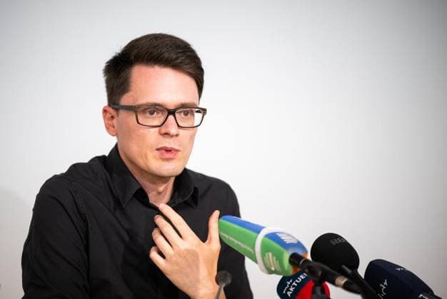 8. THÜRINGER LANDTAG - LPK ** NUR FÜR REDAKTIONELLE ZWECKE ** EDITORIAL USE ONLY **<p>17 06 2026-Erfurt: Thüringer Landtag Landespressekonferenz mit den Vorsitzenden der Landtagsfraktionen vor der nächsten Landtagssitzung im Foto: Christian Schaft (Linke) ( Deutschland Thueringen Erfurt Copyright: SaschaxFromm *** 8 THURINGIAN STATE PARLIAMENT LPK FOR EDITORIAL USE ONLY EDITORIAL USE ONLY June 17, 2026, Erfurt, Thuringian State Parliament Copyright: SaschaxFromm doc86bt7mua4muj6zuj1cnj ,EDITORIAL USE ONLY