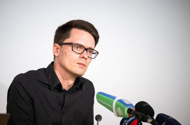 8. THÜRINGER LANDTAG - LPK ** NUR FÜR REDAKTIONELLE ZWECKE ** EDITORIAL USE ONLY **<p>17 06 2026-Erfurt: Thüringer Landtag Landespressekonferenz mit den Vorsitzenden der Landtagsfraktionen vor der nächsten Landtagssitzung im Foto: Christian Schaft (Linke) ( Deutschland Thueringen Erfurt Copyright: SaschaxFromm *** 8 THURINGIAN STATE PARLIAMENT LPK FOR EDITORIAL USE ONLY EDITORIAL USE ONLY June 17, 2026, Erfurt, Thuringian State Parliament Copyright: SaschaxFromm doc86bt7mxkx6a12gt251e65 ,EDITORIAL USE ONLY