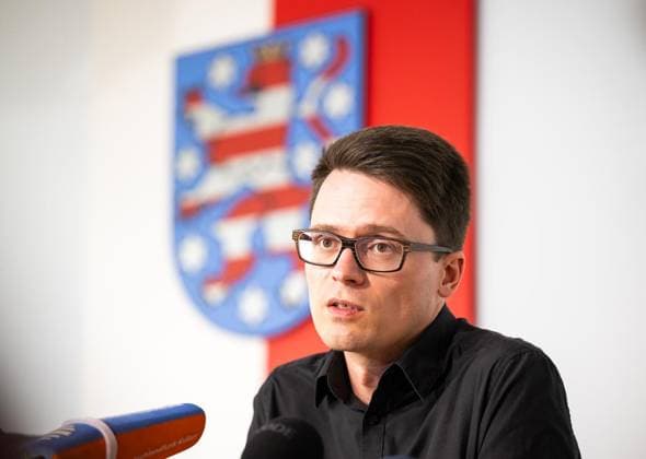 8. THÜRINGER LANDTAG - LPK ** NUR FÜR REDAKTIONELLE ZWECKE ** EDITORIAL USE ONLY **<p>17 06 2026-Erfurt: Thüringer Landtag Landespressekonferenz mit den Vorsitzenden der Landtagsfraktionen vor der nächsten Landtagssitzung im Foto: Christian Schaft (Linke) ( Deutschland Thueringen Erfurt Copyright: SaschaxFromm *** 8 THURINGIAN STATE PARLIAMENT LPK FOR EDITORIAL USE ONLY EDITORIAL USE ONLY June 17, 2026, Erfurt, Thuringian State Parliament Copyright: SaschaxFromm doc86bt7npyr8mrxjjzmw3 ,EDITORIAL USE ONLY