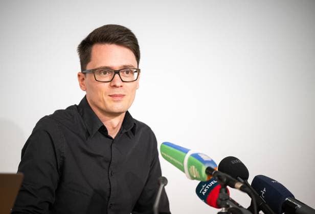 8. THÜRINGER LANDTAG - LPK ** NUR FÜR REDAKTIONELLE ZWECKE ** EDITORIAL USE ONLY **<p>17 06 2026-Erfurt: Thüringer Landtag Landespressekonferenz mit den Vorsitzenden der Landtagsfraktionen vor der nächsten Landtagssitzung im Foto: Christian Schaft (Linke) ( Deutschland Thueringen Erfurt Copyright: SaschaxFromm *** 8 THURINGIAN STATE PARLIAMENT LPK FOR EDITORIAL USE ONLY EDITORIAL USE ONLY June 17, 2026, Erfurt, Thuringian State Parliament Copyright: SaschaxFromm doc86bt7koza0p12m7w7mxc ,EDITORIAL USE ONLY
