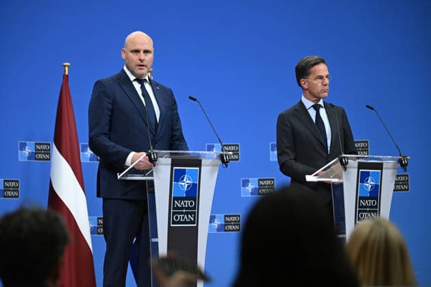Mark Rutte - Andris Kulbergs press conference in Brussels BRUSSELS, BELGIUM -JUNE 17: NATO Secretary General Mark Rutte (R) and Latvian Prime Minister Andris Kulbergs (L) hold a joint press conference at NATO headquarters on June 17, 2026, in Brussels, Belgium. Dursun Aydemir Anadolu Brussels Belgium. Editorial use only. Please get in touch for any other usage.  Copyright: x2026xAnadoluxDursunxAydemirx