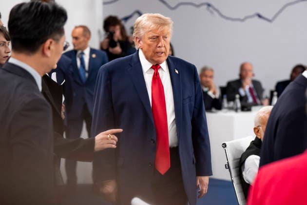 June 17, 2026, Evian-Les-Bains, France: U.S. President Donald Trump arrives to a G7 working session at the G7 summit in Evian-les-Bains, France, on Wednesday, June 17, 2026. Evian-Les-Bains France  - ZUMAc35_ 20260617_zaf_c35_027 Copyright: xChristopherxKatsarovx