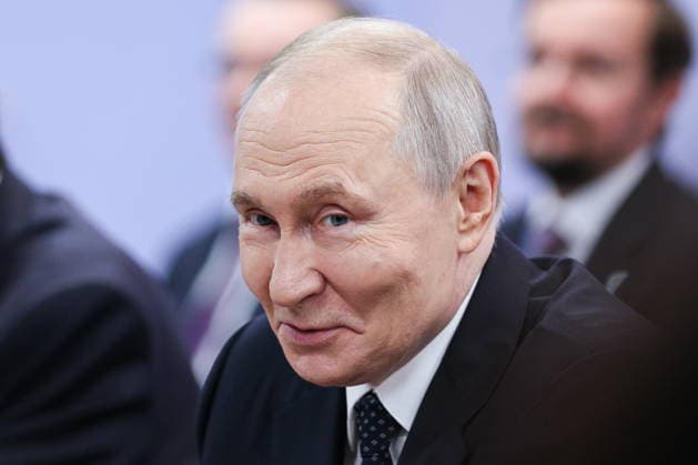 RUSSIA, REPUBLIC OF TATARSTAN - JUNE 17, 2026: Russia s President Vladimir Putin looks on during a meeting with Bongbong Marcos Jr, President of the Philippines, on the sidelines of the 2026 Russia-ASEAN Summit at the Kazan Expo Exhibition Centre in Bolshiye Kabany, southeast of Kazan Russia  - ZUMAt113 20260617_zaa_t113_301 Copyright: xAlexanderxShcherbakx