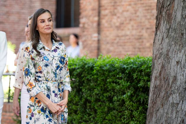 Queen Letizia Of Spain Visits Students Residence in Madrid, Spain - 17 Jun 2026 Queen Letizia Of Spain visits the Students Residence (Residencia de Estudiantes) in Madrid.. Madrid Spain Copyright: xAtilanoxGarciax xSOPAxImagesx photos23776