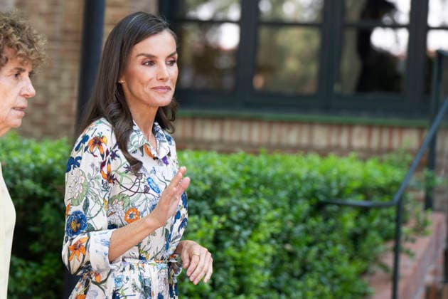 Queen Letizia Of Spain Visits Students Residence in Madrid, Spain - 17 Jun 2026 Queen Letizia Of Spain visits the Students Residence (Residencia de Estudiantes) in Madrid.. Madrid Spain Copyright: xAtilanoxGarciax xSOPAxImagesx photos23791