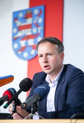 8. THÜRINGER LANDTAG - LPK ANDREAS BÜHL (CDU) ** NUR FÜR REDAKTIONELLE ZWECKE ** EDITORIAL USE ONLY **<p>17 06 2026-Erfurt: Thüringer Landtag Landespressekonferenz mit den Vorsitzenden der Landtagsfraktionen vor der nächsten Landtagssitzung im Foto: Andreas Bühl (CDU) ( Deutschland Thueringen Erfurt Copyright: SaschaxFromm *** 8 THURINGIAN STATE PARLIAMENT LPK ANDREAS BÜHL CDU FOR EDITORIAL USE ONLY EDITORIAL USE ONLY June 17, 2026 Erfurt Thuringian State Parliament State Press Conference with the leaders of the state parliamentary groups ahead of the next state parliament session. Photo Copyright: SaschaxFromm doc86bvnesxgao1dqpt1mxj ,EDITORIAL USE ONLY