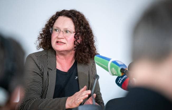 8. THÜRINGER LANDTAG - LPK SIGRID HUPACH (BSW) ** NUR FÜR REDAKTIONELLE ZWECKE ** EDITORIAL USE ONLY **<p>17 06 2026-Erfurt: Thüringer Landtag Landespressekonferenz mit den Vorsitzenden der Landtagsfraktionen vor der nächsten Landtagssitzung im Foto: Sigrid Hupach (BSW) ( Deutschland Thueringen Erfurt Copyright: SaschaxFromm *** 8 THURINGIAN STATE PARLIAMENT LPK SIGRID HUPACH BSW FOR EDITORIAL USE ONLY EDITORIAL USE ONLY June 17, 2026 Erfurt Thuringian State Parliament State Press Conference with the leaders of the state parliamentary groups ahead of the next state parliament session. Photo Copyright: SaschaxFromm doc86bvnhl7uyp2gnpqmxc ,EDITORIAL USE ONLY