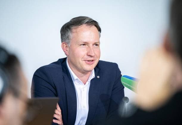 8. THÜRINGER LANDTAG - LPK ANDREAS BÜHL (CDU) ** NUR FÜR REDAKTIONELLE ZWECKE ** EDITORIAL USE ONLY **<p>17 06 2026-Erfurt: Thüringer Landtag Landespressekonferenz mit den Vorsitzenden der Landtagsfraktionen vor der nächsten Landtagssitzung im Foto: Andreas Bühl (CDU) ( Deutschland Thueringen Erfurt Copyright: SaschaxFromm *** 8 THURINGIAN STATE PARLIAMENT LPK ANDREAS BÜHL CDU FOR EDITORIAL USE ONLY EDITORIAL USE ONLY June 17, 2026 Erfurt Thuringian State Parliament State Press Conference with the leaders of the state parliamentary groups ahead of the next state parliament session. Photo Copyright: SaschaxFromm doc86bvod8fbhspbgy5nut ,EDITORIAL USE ONLY