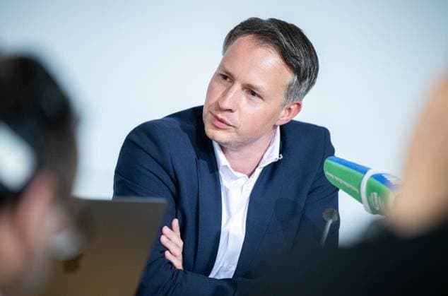 8. THÜRINGER LANDTAG - LPK ANDREAS BÜHL (CDU) ** NUR FÜR REDAKTIONELLE ZWECKE ** EDITORIAL USE ONLY **<p>17 06 2026-Erfurt: Thüringer Landtag Landespressekonferenz mit den Vorsitzenden der Landtagsfraktionen vor der nächsten Landtagssitzung im Foto: Andreas Bühl (CDU) ( Deutschland Thueringen Erfurt Copyright: SaschaxFromm *** 8 THURINGIAN STATE PARLIAMENT LPK ANDREAS BÜHL CDU FOR EDITORIAL USE ONLY EDITORIAL USE ONLY June 17, 2026 Erfurt Thuringian State Parliament State Press Conference with the leaders of the state parliamentary groups ahead of the next state parliament session. Photo Copyright: SaschaxFromm doc86bvoe8ruj5rpep7nut ,EDITORIAL USE ONLY