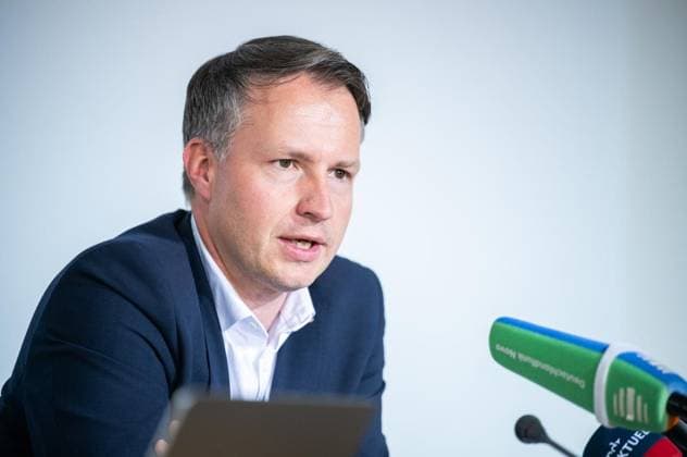 8. THÜRINGER LANDTAG - LPK ANDREAS BÜHL (CDU) ** NUR FÜR REDAKTIONELLE ZWECKE ** EDITORIAL USE ONLY **<p>17 06 2026-Erfurt: Thüringer Landtag Landespressekonferenz mit den Vorsitzenden der Landtagsfraktionen vor der nächsten Landtagssitzung im Foto: Andreas Bühl (CDU) ( Deutschland Thueringen Erfurt Copyright: SaschaxFromm *** 8 THURINGIAN STATE PARLIAMENT LPK ANDREAS BÜHL CDU FOR EDITORIAL USE ONLY EDITORIAL USE ONLY June 17, 2026 Erfurt Thuringian State Parliament State Press Conference with the leaders of the state parliamentary groups ahead of the next state parliament session. Photo Copyright: SaschaxFromm doc86bvoehjf5j1gcsjpnva ,EDITORIAL USE ONLY