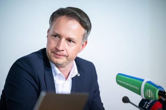 8. THÜRINGER LANDTAG - LPK ANDREAS BÜHL (CDU) ** NUR FÜR REDAKTIONELLE ZWECKE ** EDITORIAL USE ONLY **<p>17 06 2026-Erfurt: Thüringer Landtag Landespressekonferenz mit den Vorsitzenden der Landtagsfraktionen vor der nächsten Landtagssitzung im Foto: Andreas Bühl (CDU) ( Deutschland Thueringen Erfurt Copyright: SaschaxFromm *** 8 THURINGIAN STATE PARLIAMENT LPK ANDREAS BÜHL CDU FOR EDITORIAL USE ONLY EDITORIAL USE ONLY June 17, 2026 Erfurt Thuringian State Parliament State Press Conference with the leaders of the state parliamentary groups ahead of the next state parliament session. Photo Copyright: SaschaxFromm doc86bvogpr7v6at9iq1ecb ,EDITORIAL USE ONLY