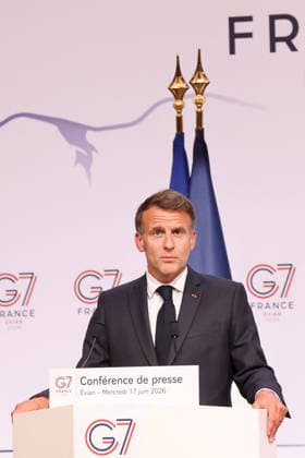 French President Emmanuel Macron during the closing press conference of the G7 summit in Évian-les-Bains, France, on June 17, 2026. Dominique Jacovides Bestimage French President Emmanuel Macron during the closing press conference of the G7 summit in Évian-les-Bains, France, on June 17, 2026 Évian-les-Bains France,detected_source_language  Copyright: xDOMINIQUExJACOVIDESx xBESTIMAGExDOMINIQUExJACOVIDESx xBESTIMAGEx