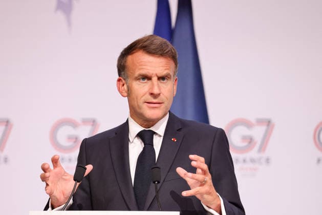 French President Emmanuel Macron during the closing press conference of the G7 summit in Évian-les-Bains, France, on June 17, 2026. Dominique Jacovides Bestimage French President Emmanuel Macron during the closing press conference of the G7 summit in Évian-les-Bains, France, on June 17, 2026 Évian-les-Bains France,detected_source_language  Copyright: xDOMINIQUExJACOVIDESx xBESTIMAGExDOMINIQUExJACOVIDESx xBESTIMAGEx