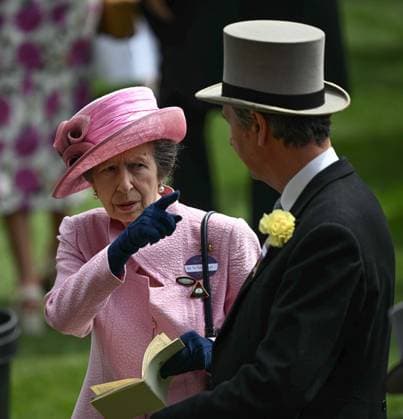 King Charles III and Queen Camilla attend second day of Royal Ascot BERKSHIRE, UNITED KINGDOM - JUNE 17: Princess Anne (L) and her husband Timothy Laurence (R) attend the second day of the traditional Royal Ascot horse racing event in Berkshire, United Kingdom on June 17, 2026. The historic event, which has been held since 1711, commenced with the attendance of Britain s King Charles III and Queen Camilla. Rasid Necati Aslim Anadolu Berkshire United Kingdom. Editorial use only. Please get in touch for any other usage.  Copyright: x2026xAnadoluxRasidxNecatixAslimx