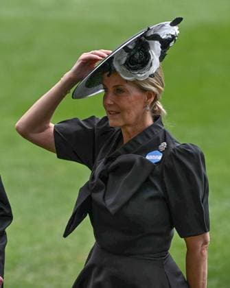 British royal family attends the Royal Ascot 2026 BERKSHIRE, UNITED KINGDOM - JUNE 17: Sophie, Duchess of Edinburgh attends the second day of the traditional Royal Ascot horse racing event, which has been held since 1711, in Berkshire, United Kingdom on June 17, 2026. Rasid Necati Aslim Anadolu Berkshire United Kingdom. Editorial use only. Please get in touch for any other usage.  Copyright: x2026xAnadoluxRasidxNecatixAslimx