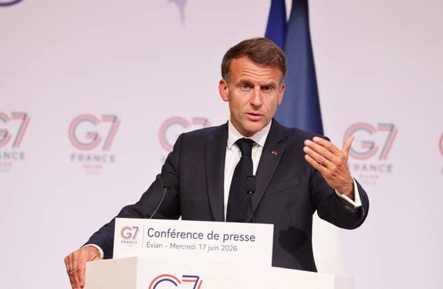 French President Emmanuel Macron during the closing press conference of the G7 summit in Évian-les-Bains, France, on June 17, 2026. Dominique Jacovides Bestimage French President Emmanuel Macron during the closing press conference of the G7 summit in Évian-les-Bains, France, on June 17, 2026 Évian-les-Bains France,detected_source_language  Copyright: xDOMINIQUExJACOVIDESx xBESTIMAGExDOMINIQUExJACOVIDESx xBESTIMAGEx