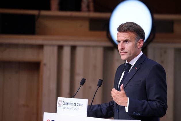French President Emmanuel Macron during the closing press conference of the G7 summit in Évian-les-Bains, France, on June 17, 2026. Dominique Jacovides Bestimage French President Emmanuel Macron during the closing press conference of the G7 summit in Évian-les-Bains, France, on June 17, 2026 Évian-les-Bains France,detected_source_language  Copyright: xDOMINIQUExJACOVIDESx xBESTIMAGExDOMINIQUExJACOVIDESx xBESTIMAGEx