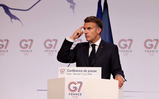 French President Emmanuel Macron during the closing press conference of the G7 summit in Évian-les-Bains, France, on June 17, 2026. Dominique Jacovides Bestimage French President Emmanuel Macron during the closing press conference of the G7 summit in Évian-les-Bains, France, on June 17, 2026 Évian-les-Bains France,detected_source_language  Copyright: xDOMINIQUExJACOVIDESx xBESTIMAGExDOMINIQUExJACOVIDESx xBESTIMAGEx