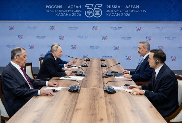 Turkish Foreign Minister Fidan - Russian President Putin in Kazan KAZAN, RUSSIA - JUNE 17: Turkish Foreign Minister Hakan Fidan meets with Russian President Vladimir Putin in Kazan, Russia on June 17, 2026. Murat Gok Anadolu Kazan Russia. Editorial use only. Please get in touch for any other usage.  Copyright: x2026xAnadoluxMuratxGokx
