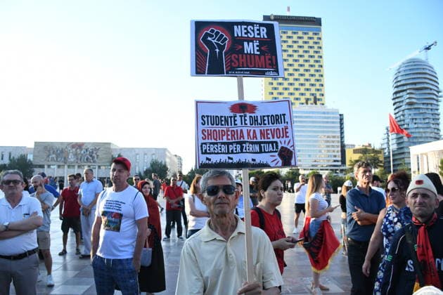 Anti-tourism project protests continue for 18th day in Albania TIRANA, ALBANIA - JUNE 17: Protests against a planned tourism project in the Zvernec area of the coastal city of Vlora continue for a 18th consecutive day in Tirana, Albania on June 17, 2026. Demonstrators gathered in Skanderbeg Square under the slogan Albania is not for sale, with a large number of participants joining the rally. Protesters opposed the reported sale of a beach in Zvernec as part of a tourism project allegedly linked to Ivanka Trump and Jared Kushner. Carrying banners, placards, and Albanian flags, demonstrators marched along the Boulevard of the Martyrs of the Nation toward the Prime Minister’s Office. Olsi Shehu Anadolu Tirana Albania. Editorial use only.  Copyright: x2026xAnadoluxOlsixShehux