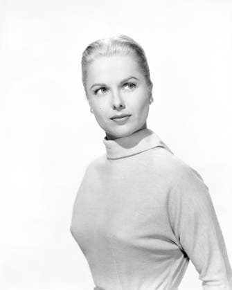 Martha Hyer, Half-Length Publicity Portrait for the Film, The Delicate Delinquent , Paramount Pictures, 1957  Copyright: xABxArchivex jtv013272